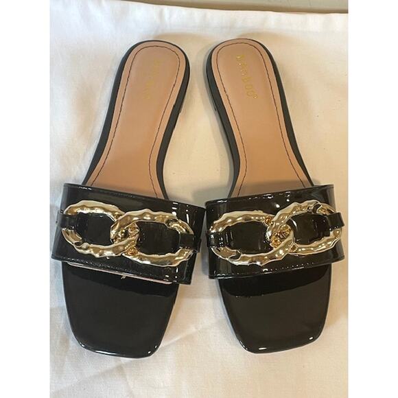 BAMBOO Women's Square Toe Jeweled Embellishment Slip On Flat Sandal Sz 9 - Picture 4 of 6